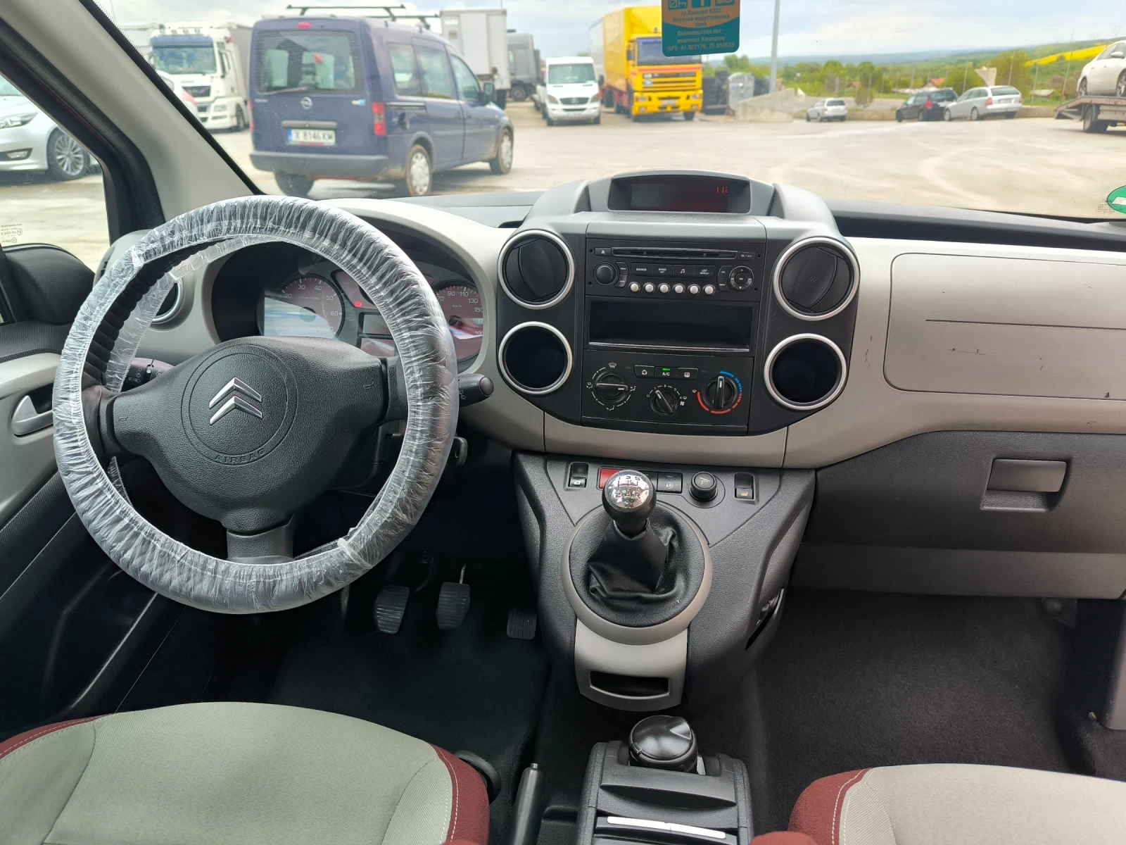 Citroen Berlingo Multispais, снимка 9 - Автомобили и джипове - 54480557