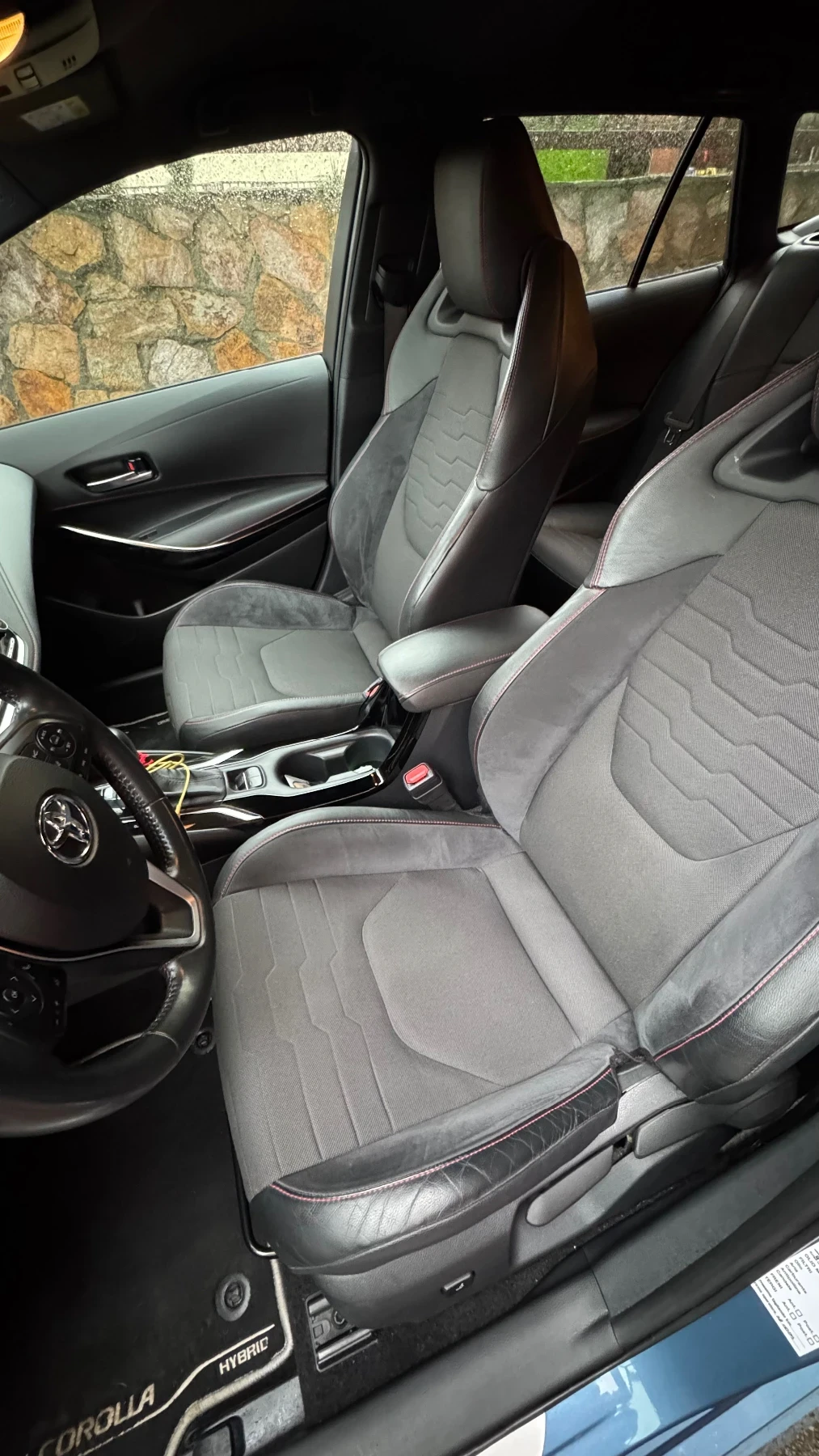 Toyota Corolla TS 2.0 Hybrid Luxury + , снимка 9 - Автомобили и джипове - 54513293