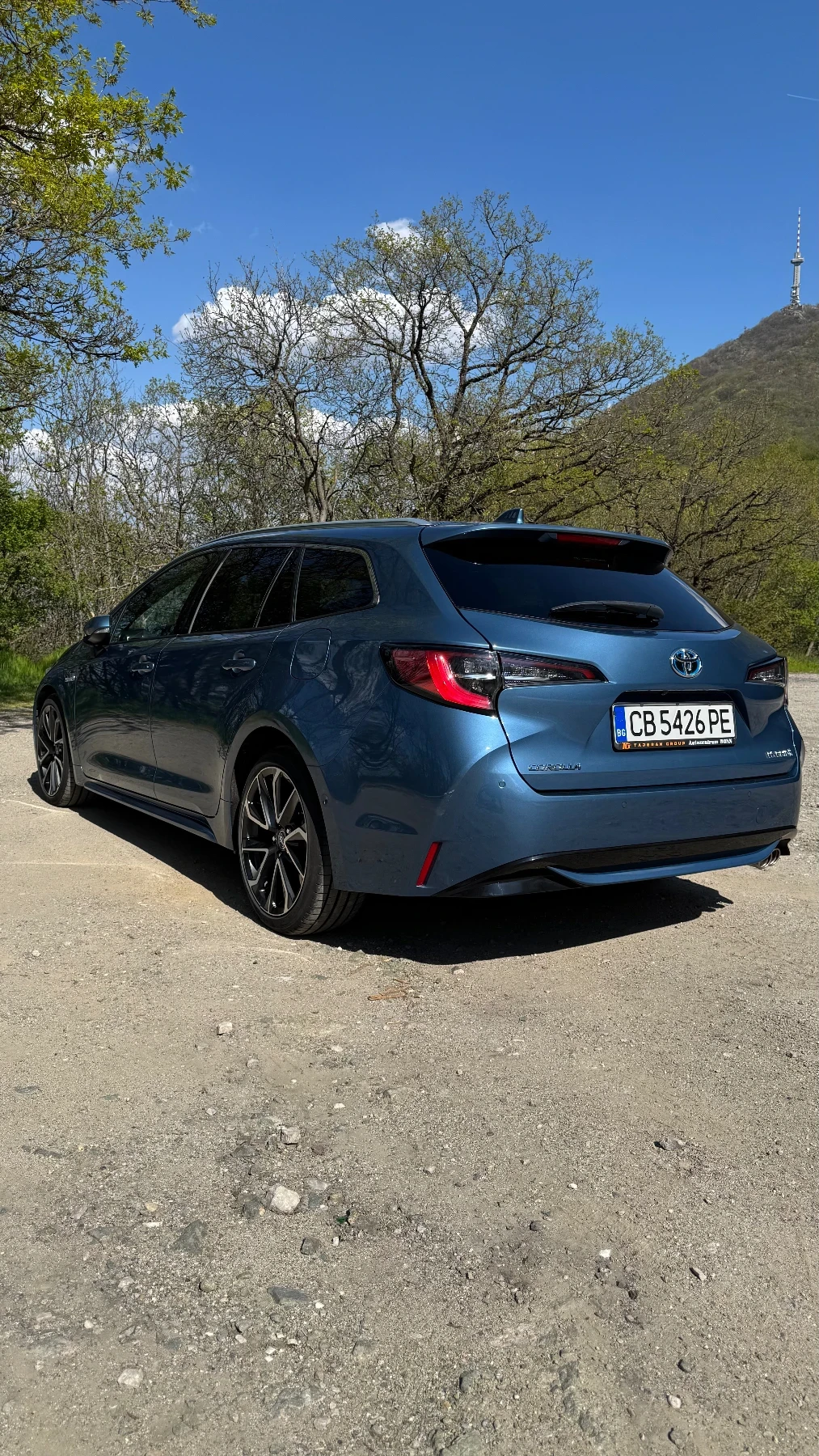 Toyota Corolla TS 2.0 Hybrid Luxury + , снимка 7 - Автомобили и джипове - 54513293