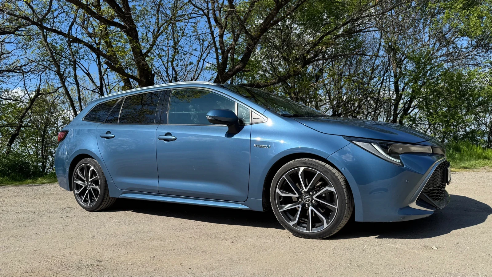 Toyota Corolla TS 2.0 Hybrid Luxury + , снимка 5 - Автомобили и джипове - 54513293