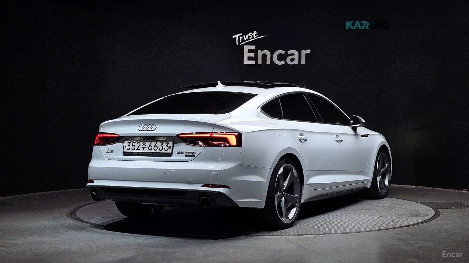 Audi A5 QUATTRO* PREMIUM* 45TFSI* HEADUP* КАМЕРА* ПОДГРЕВ*, снимка 3 - Автомобили и джипове - 54813334