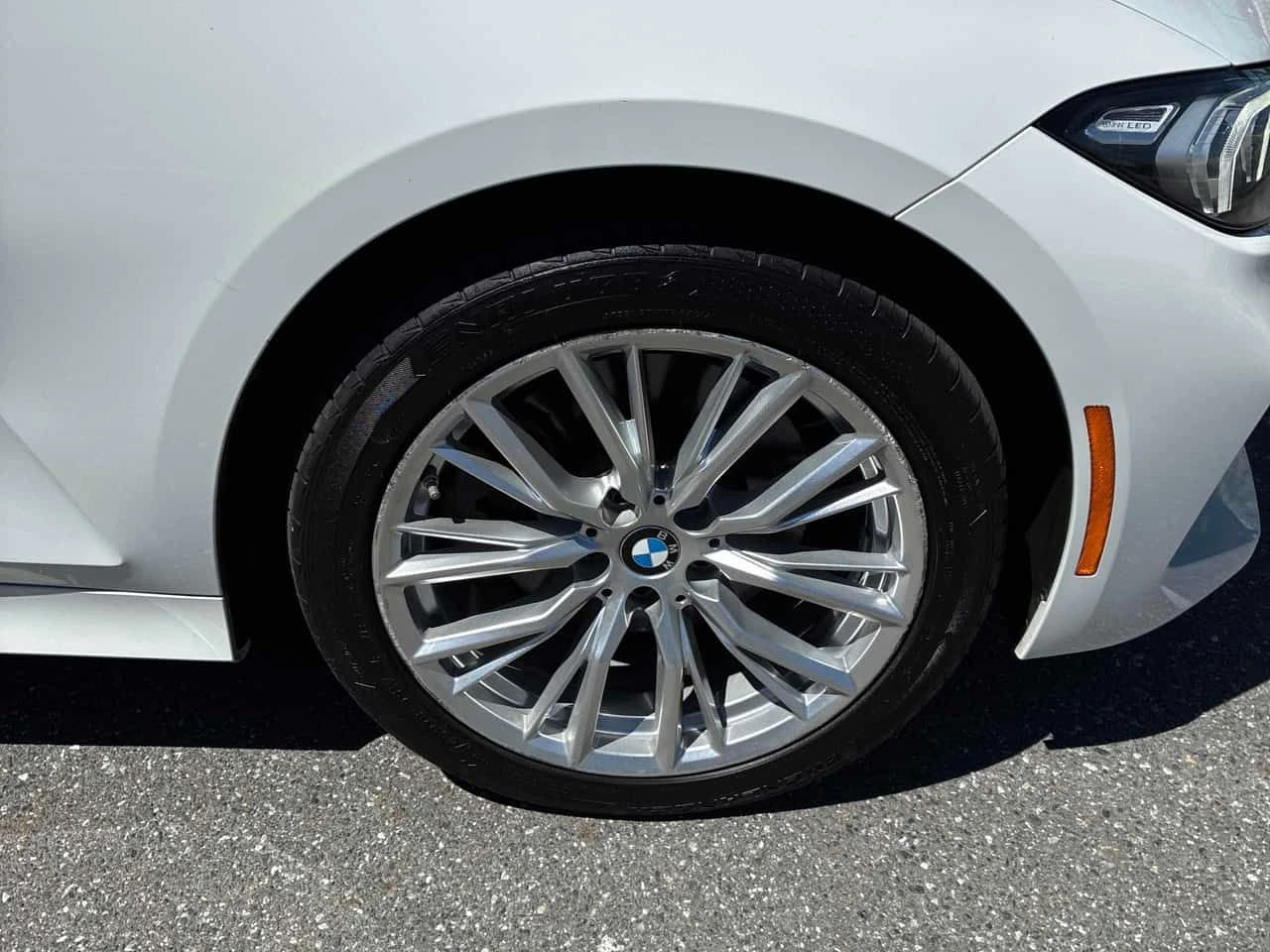 BMW 330 i xDrive/CARFAX/ШИБИДАХ/360, снимка 6 - Автомобили и джипове - 55067252