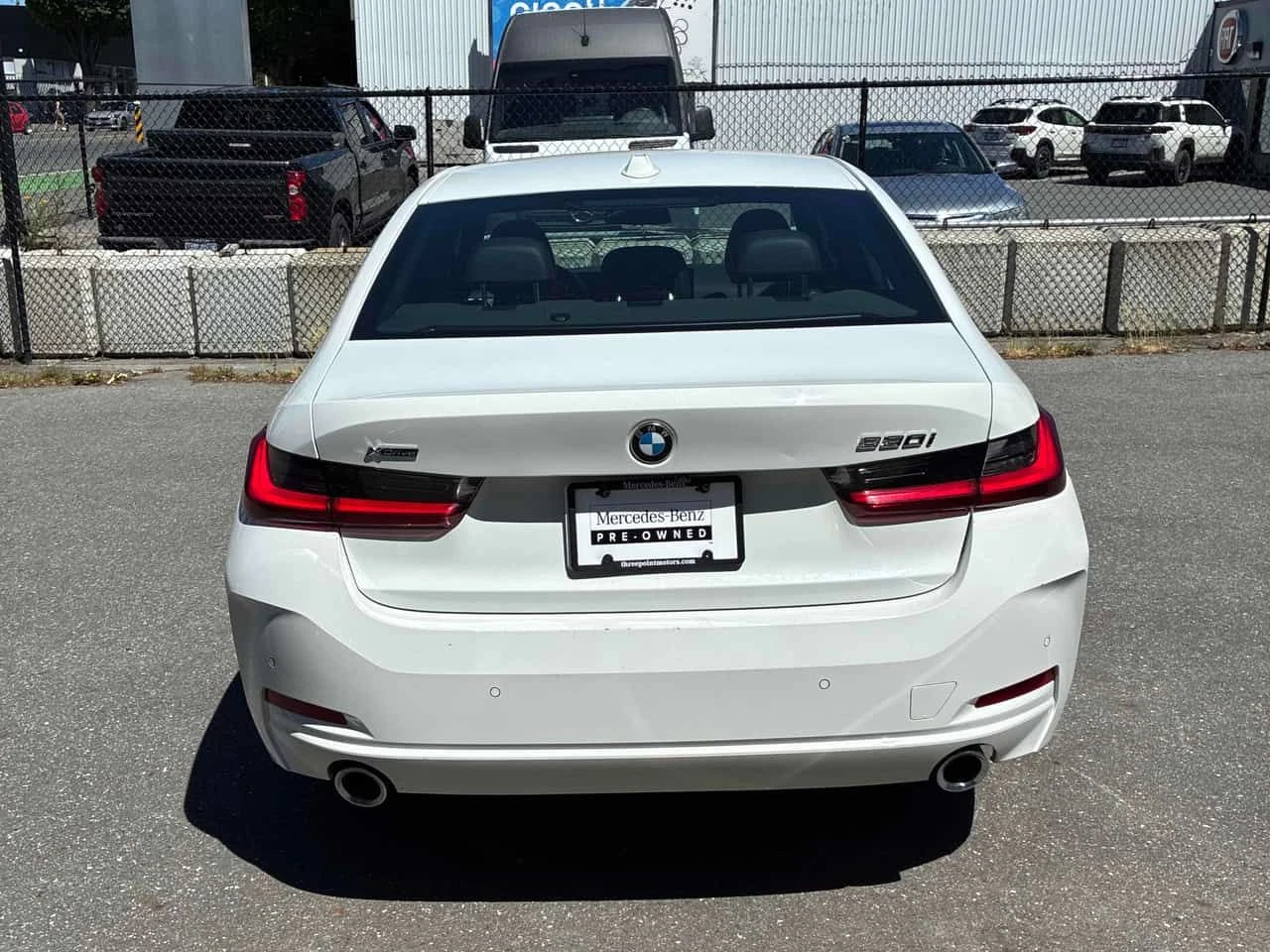 BMW 330 i xDrive/CARFAX/ШИБИДАХ/360, снимка 5 - Автомобили и джипове - 55067252