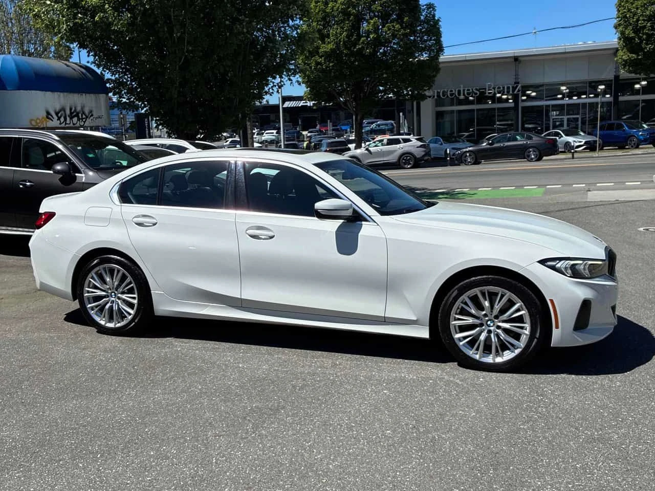 BMW 330 i xDrive/CARFAX/ШИБИДАХ/360, снимка 4 - Автомобили и джипове - 55067252