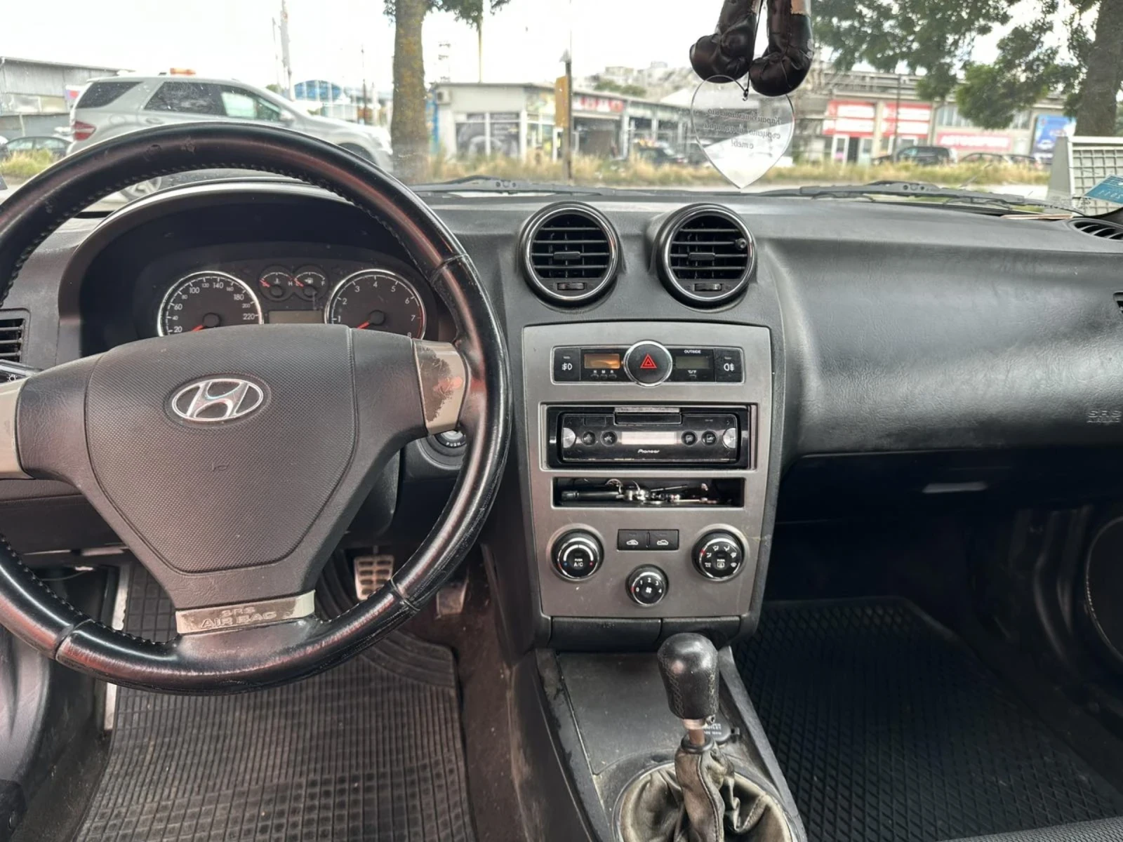Hyundai Coupe, снимка 4 - Автомобили и джипове - 55190317