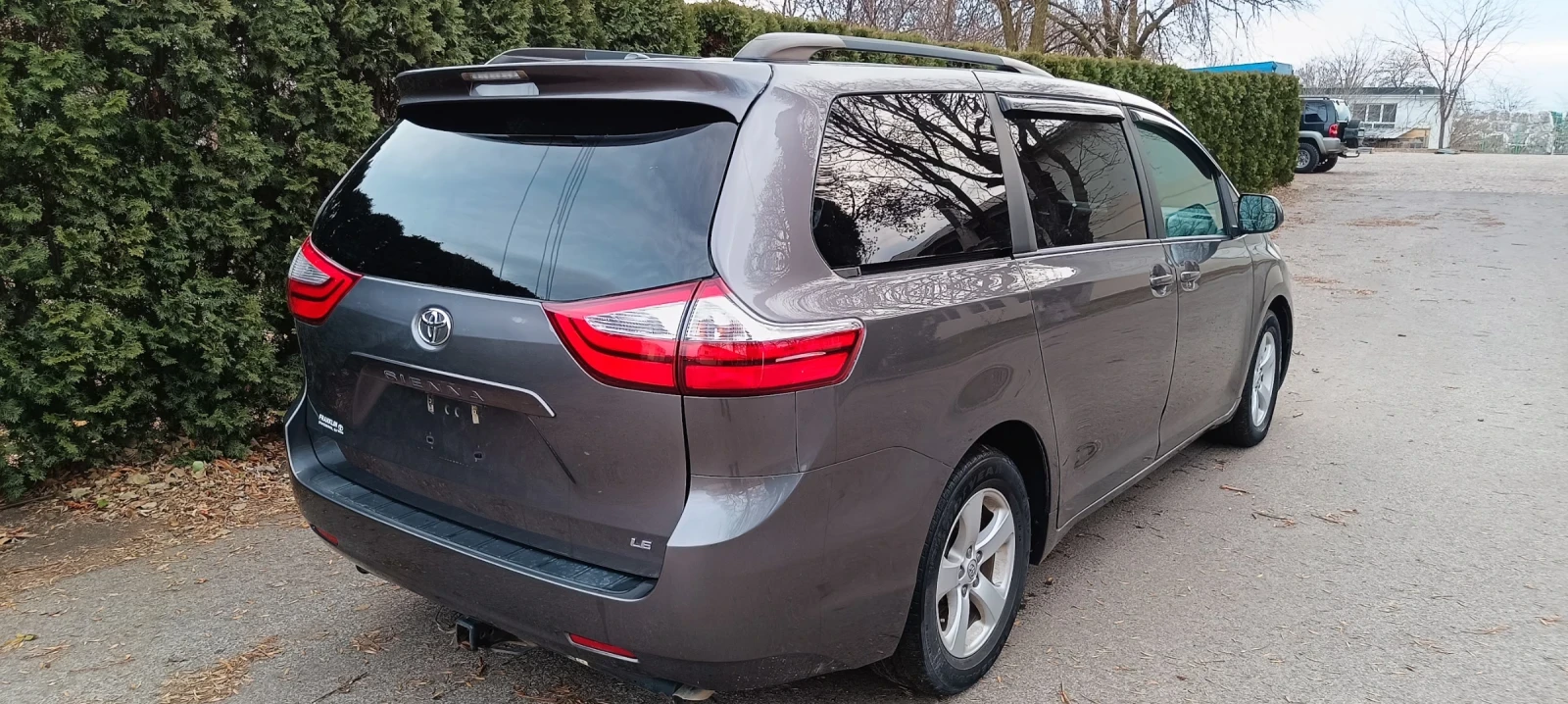 Toyota Sienna | Mobile.bg � ����������� 2