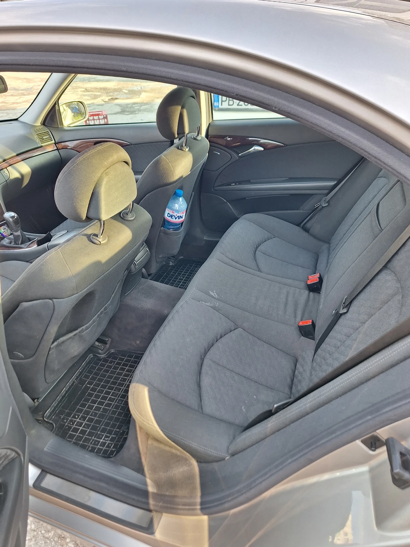 Mercedes-Benz E 220 Е 220, снимка 4 - Автомобили и джипове - 55262129