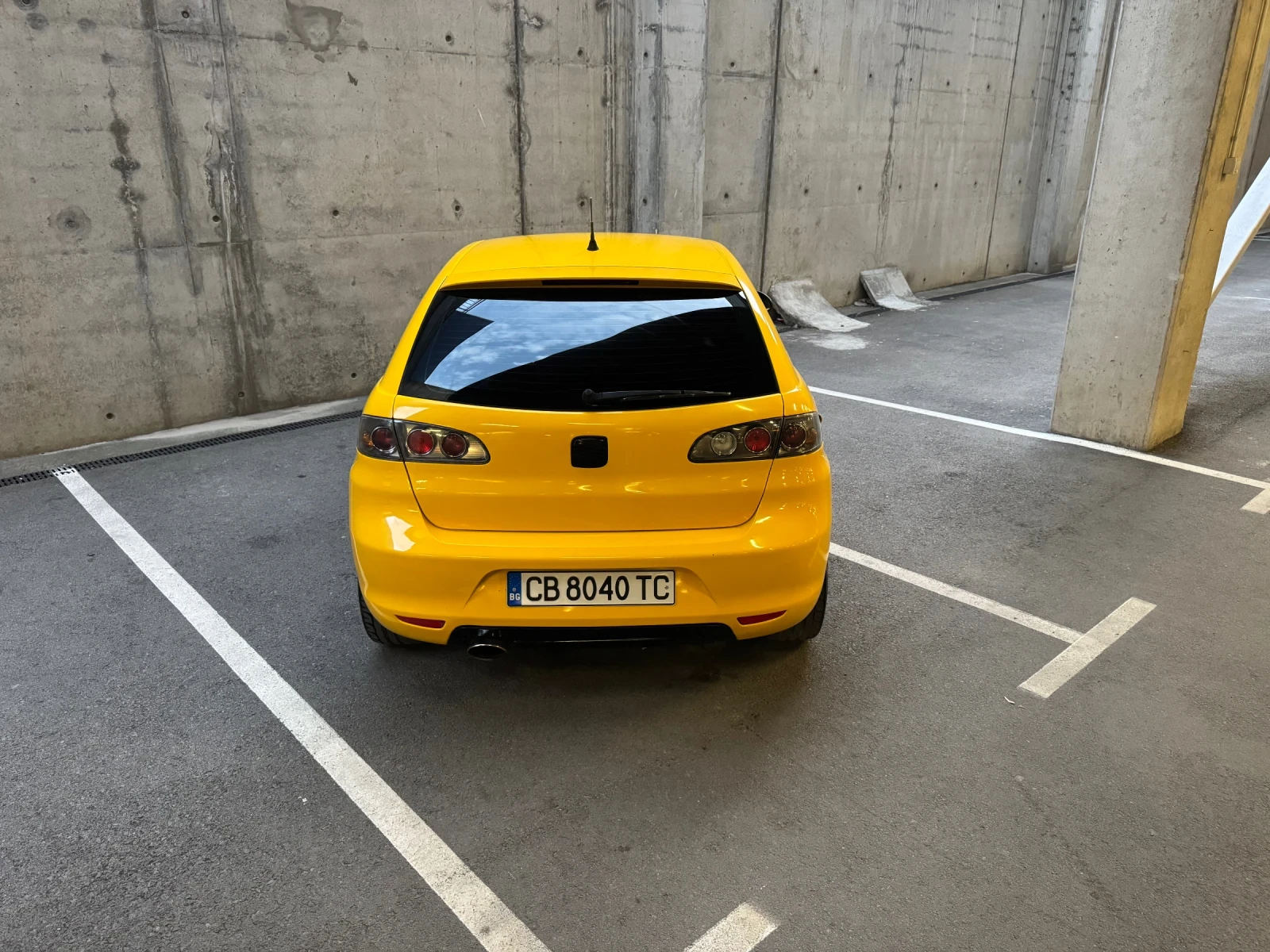Seat Ibiza, снимка 8 - Автомобили и джипове - 55628971