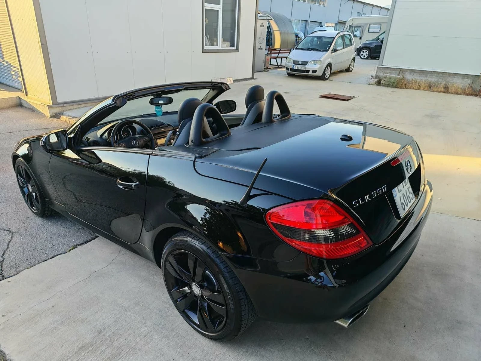Mercedes-Benz SLK SLK350, 75000реални км!Колекционерско!Sport!, снимка 5 - Автомобили и джипове - 55945726