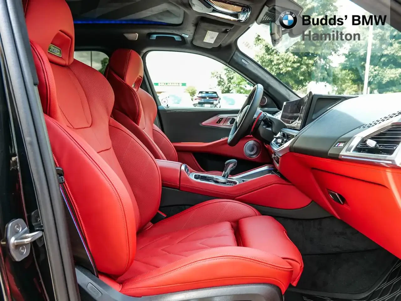 BMW XM, снимка 13 - Автомобили и джипове - 56227225