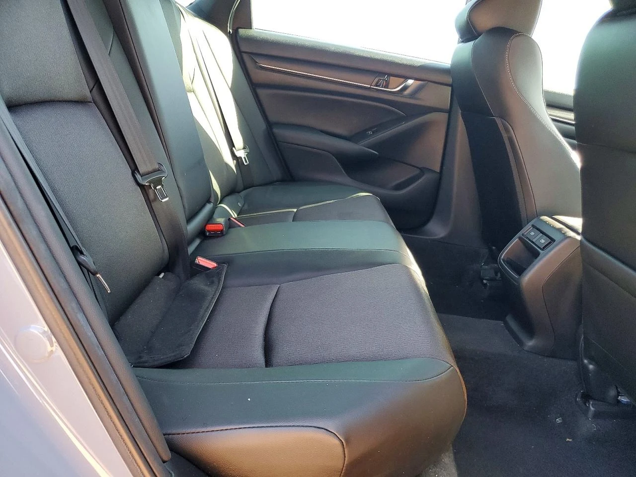 Honda Accord 1.5l Sport | Mobile.bg � ����������� 10