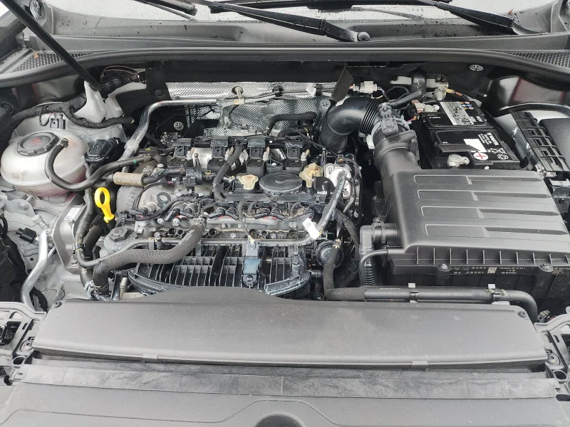 Audi Q3 2.0T Premium, снимка 16 - Автомобили и джипове - 53230061