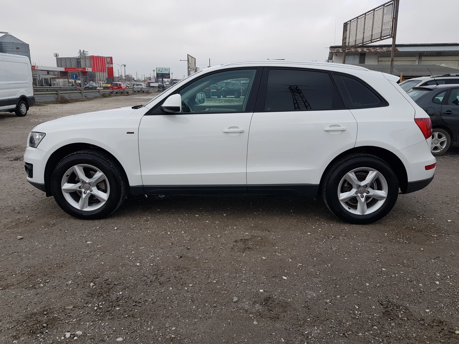 Audi Q5 2.0 TDI - 170 к.с. АВТОМАТИК ЛИЗИНГ - изображение 8