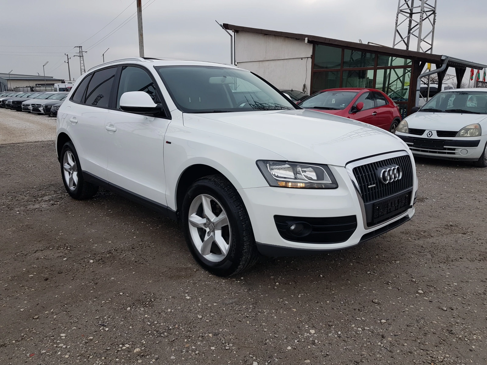 Audi Q5 2.0 TDI - 170 к.с. АВТОМАТИК ЛИЗИНГ - изображение 3