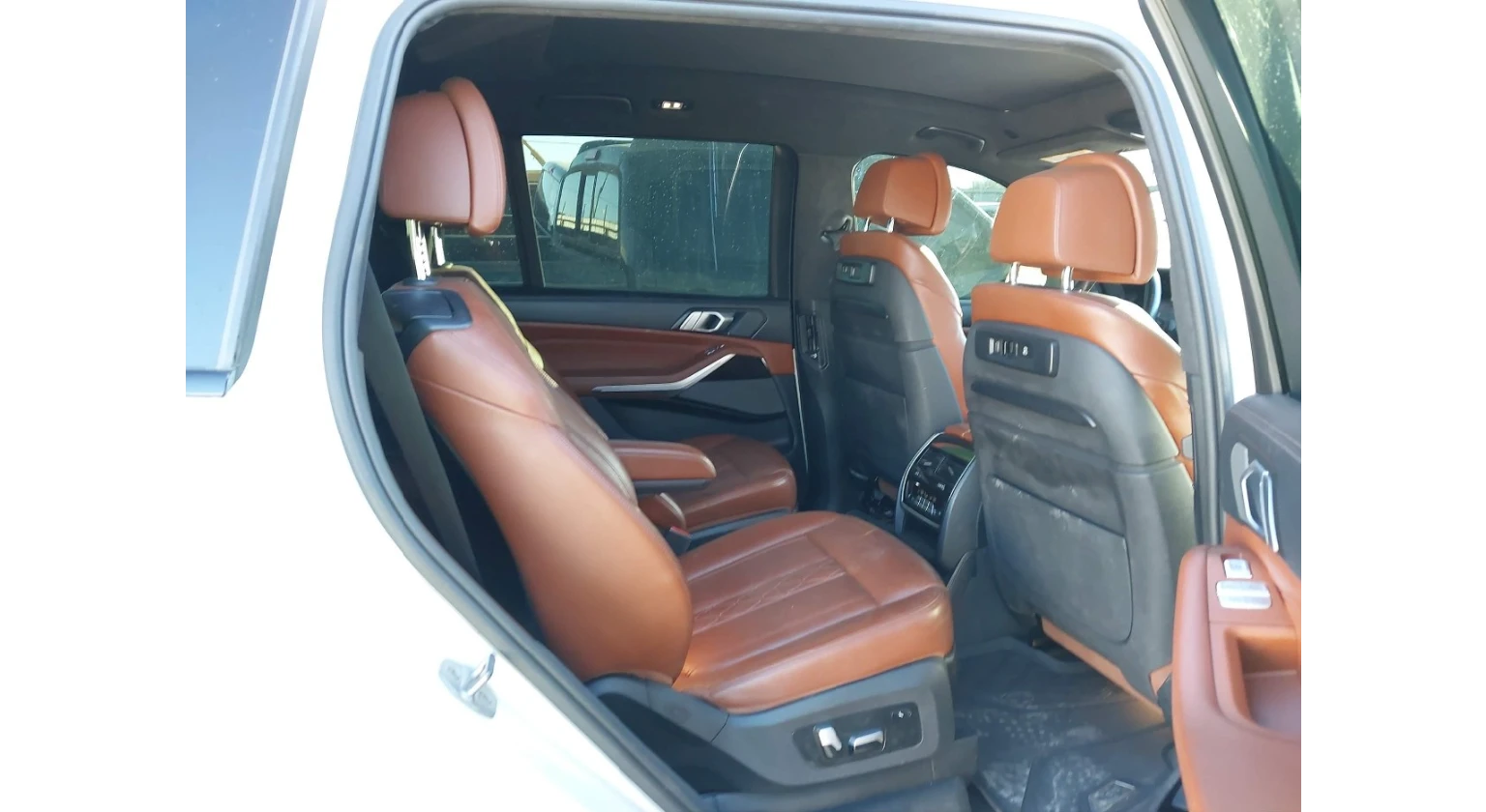 BMW X7 XDRIVE* MPACK* LASER* HARMAN* PANO* МАСАЖ* DISTRON - изображение 10