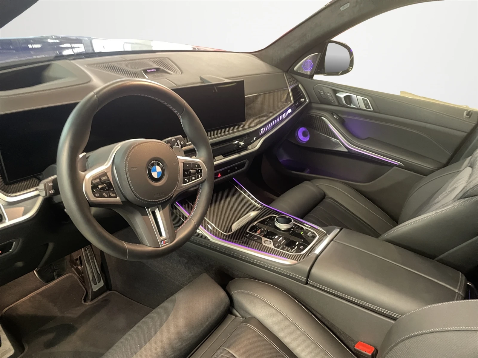 BMW X7 M60i xDrive - изображение 6