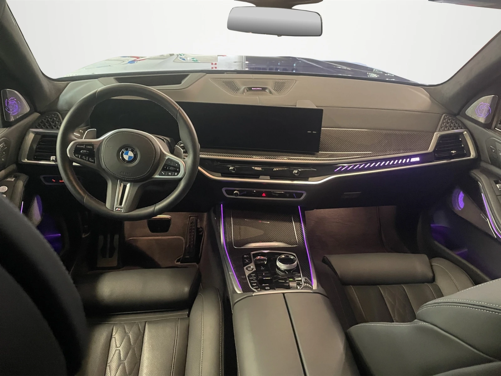 BMW X7 M60i xDrive - изображение 7