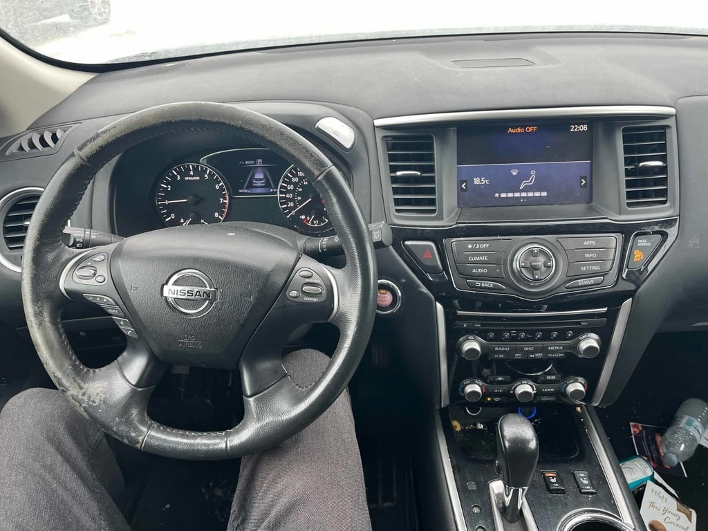 Nissan Pathfinder * 4WD 4dr SV * CARFAX * БЕЗ ПЪРВОНАЧАЛНА ВНОСКА - изображение 9