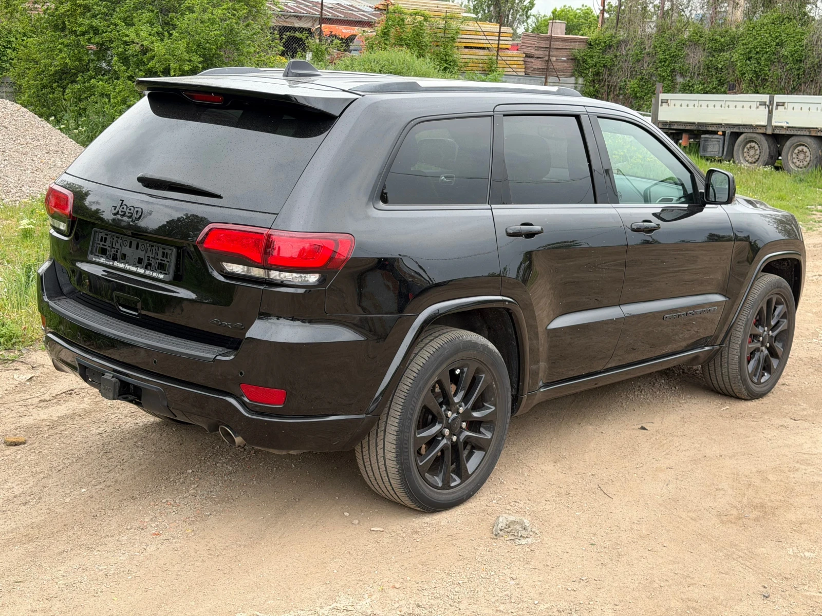 Jeep Grand cherokee, снимка 2 - Автомобили и джипове - 54477751