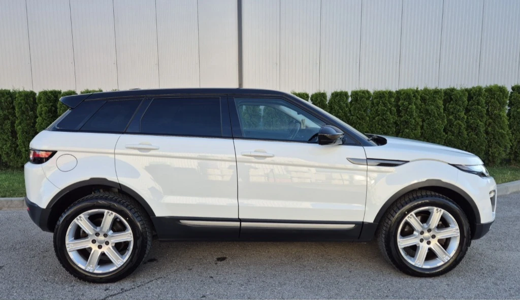 Land Rover Range Rover Evoque 2.0d Facelift, снимка 6 - Автомобили и джипове - 54917658