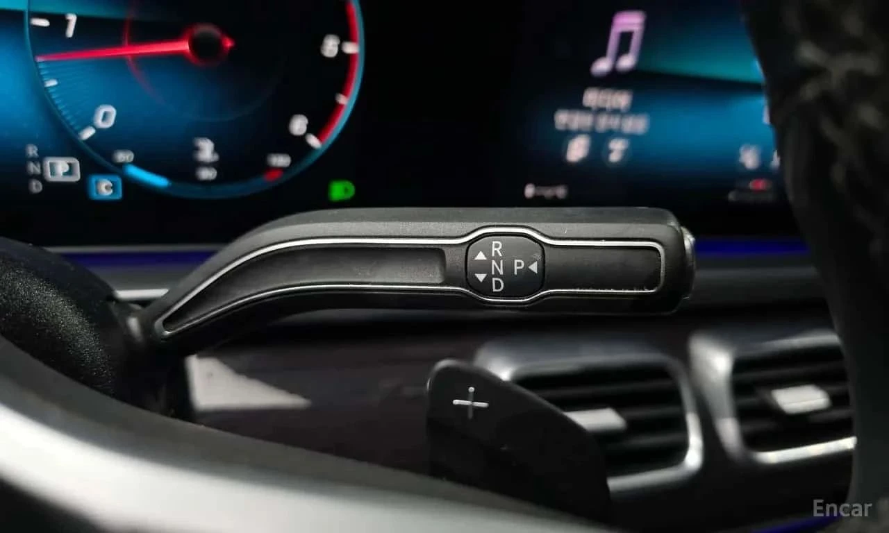 Mercedes-Benz GLE, снимка 9 - Автомобили и джипове - 56709875