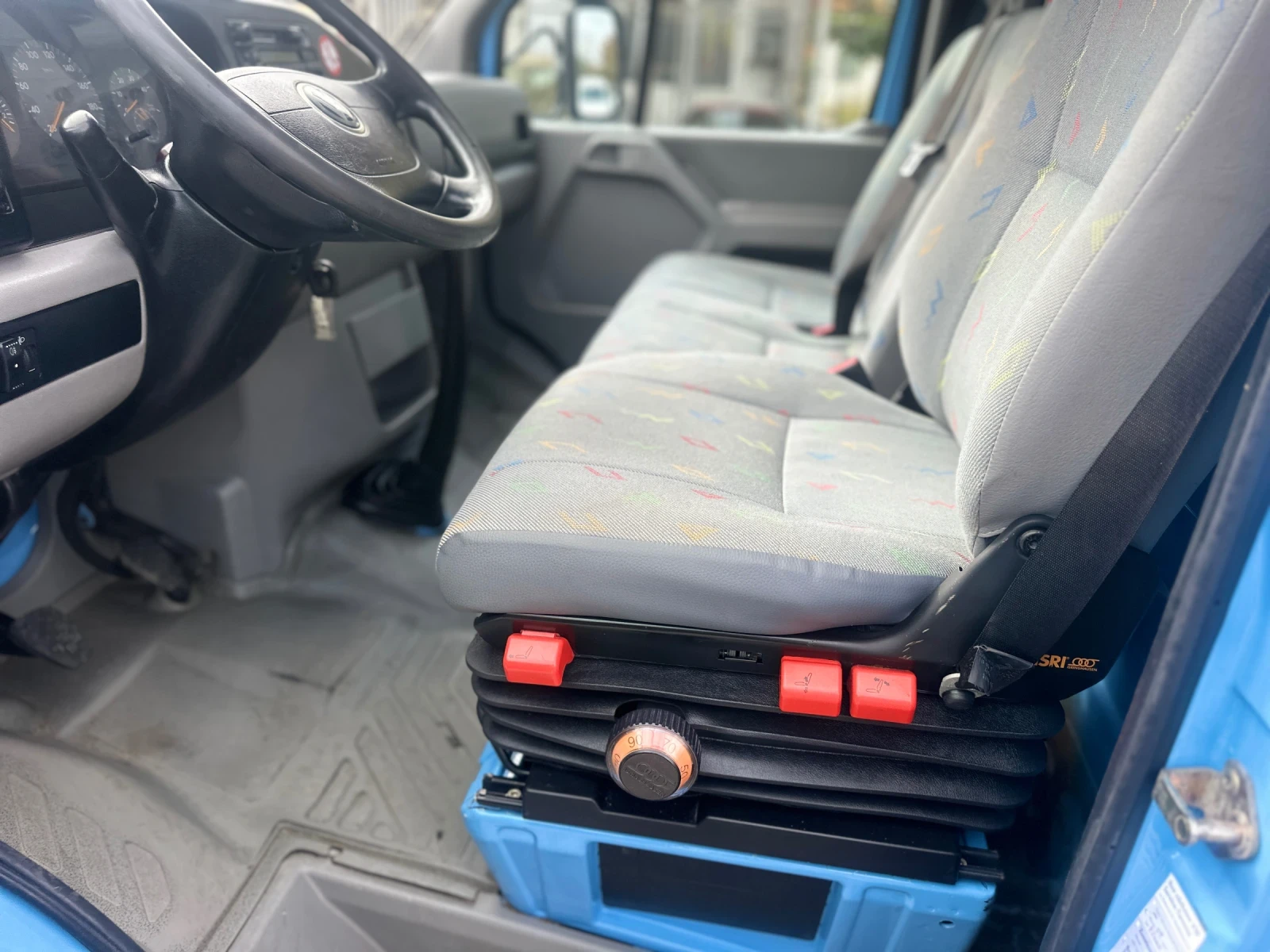 VW Lt 2.5-TDI-109kc - изображение 8