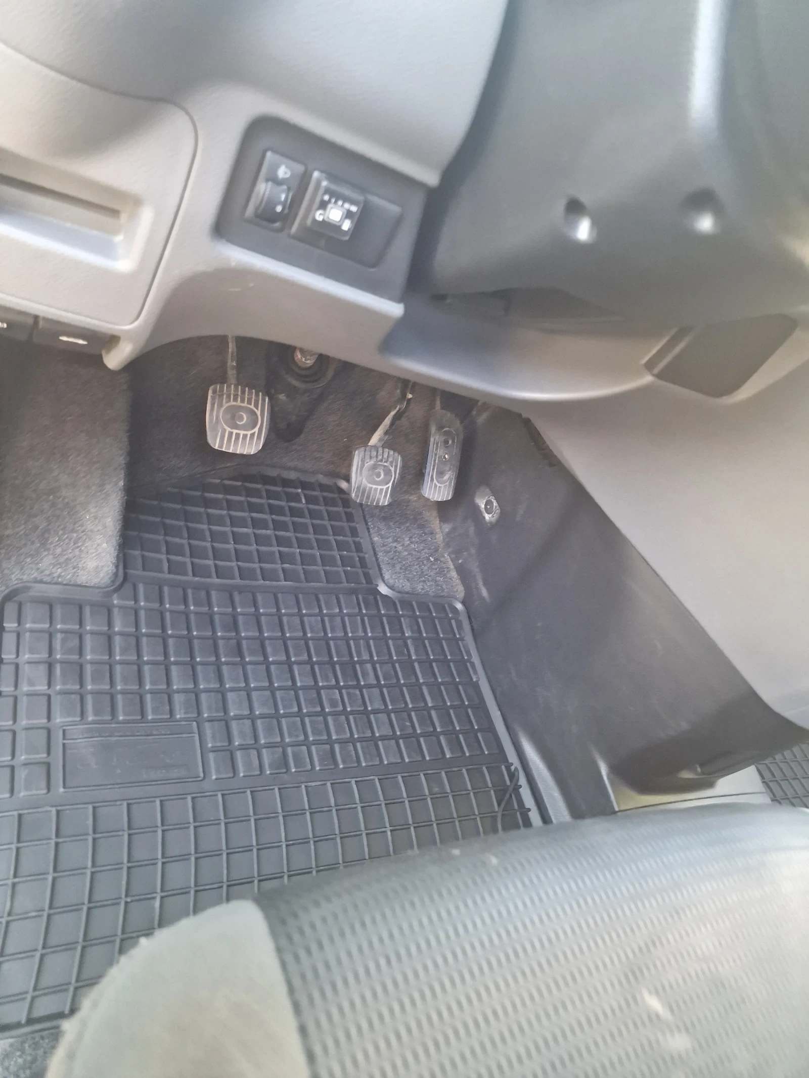 Nissan NV200, снимка 7 - Бусове и автобуси - 54033511