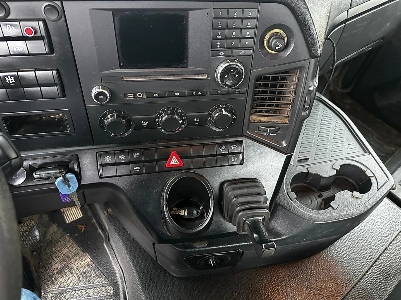 Mercedes-Benz Arocs 2545, снимка 11 - Камиони - 52668024