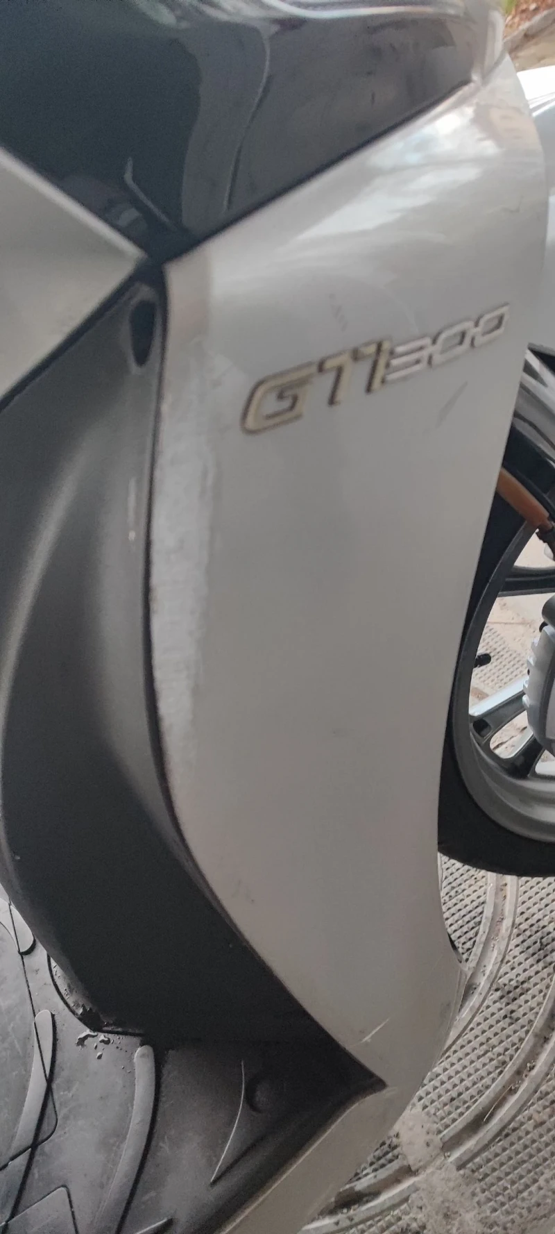 Kymco People 300gti, снимка 8 - Мотоциклети и мототехника - 53261863