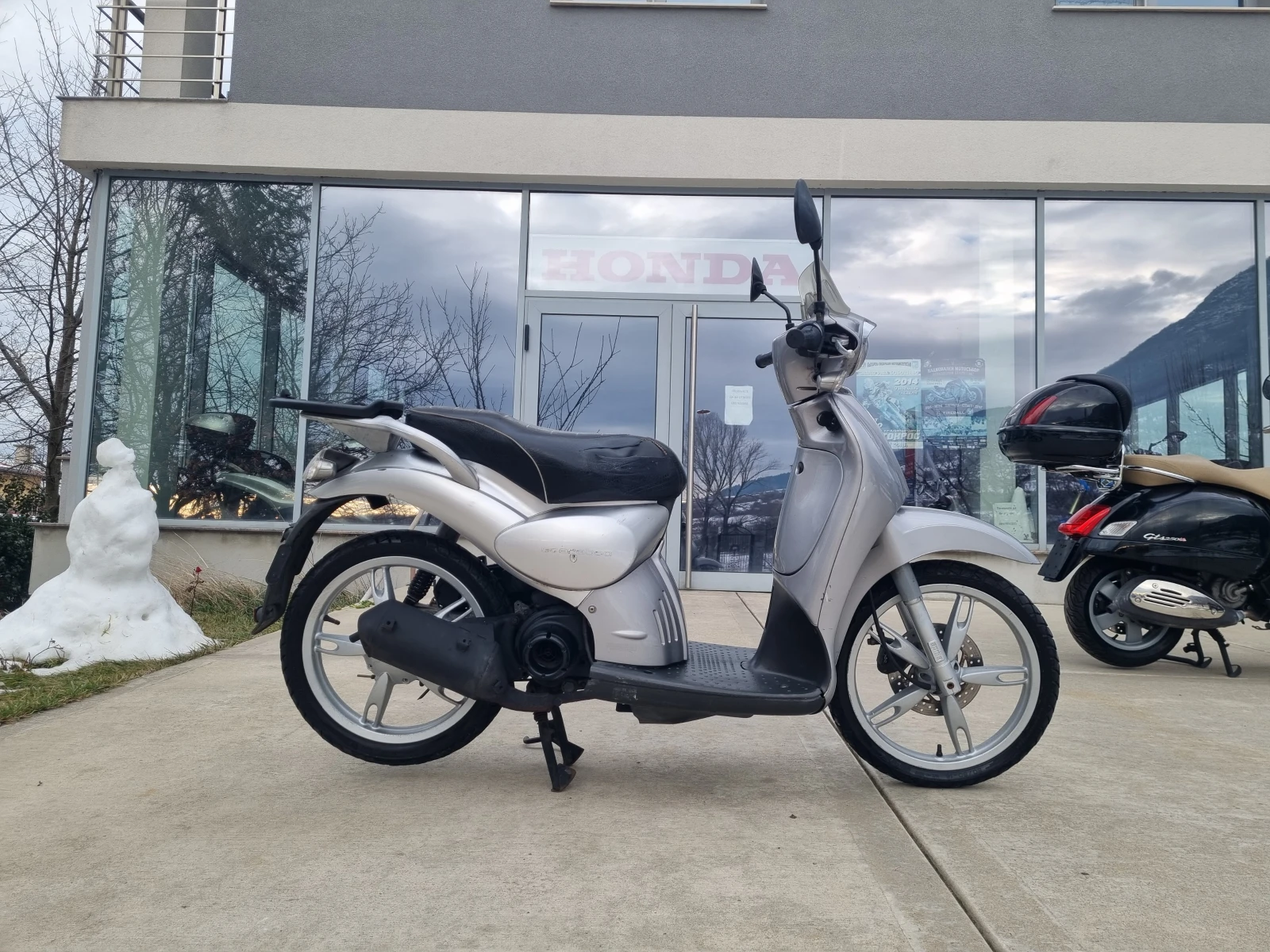 Aprilia Scarabeo 50 4t , снимка 1