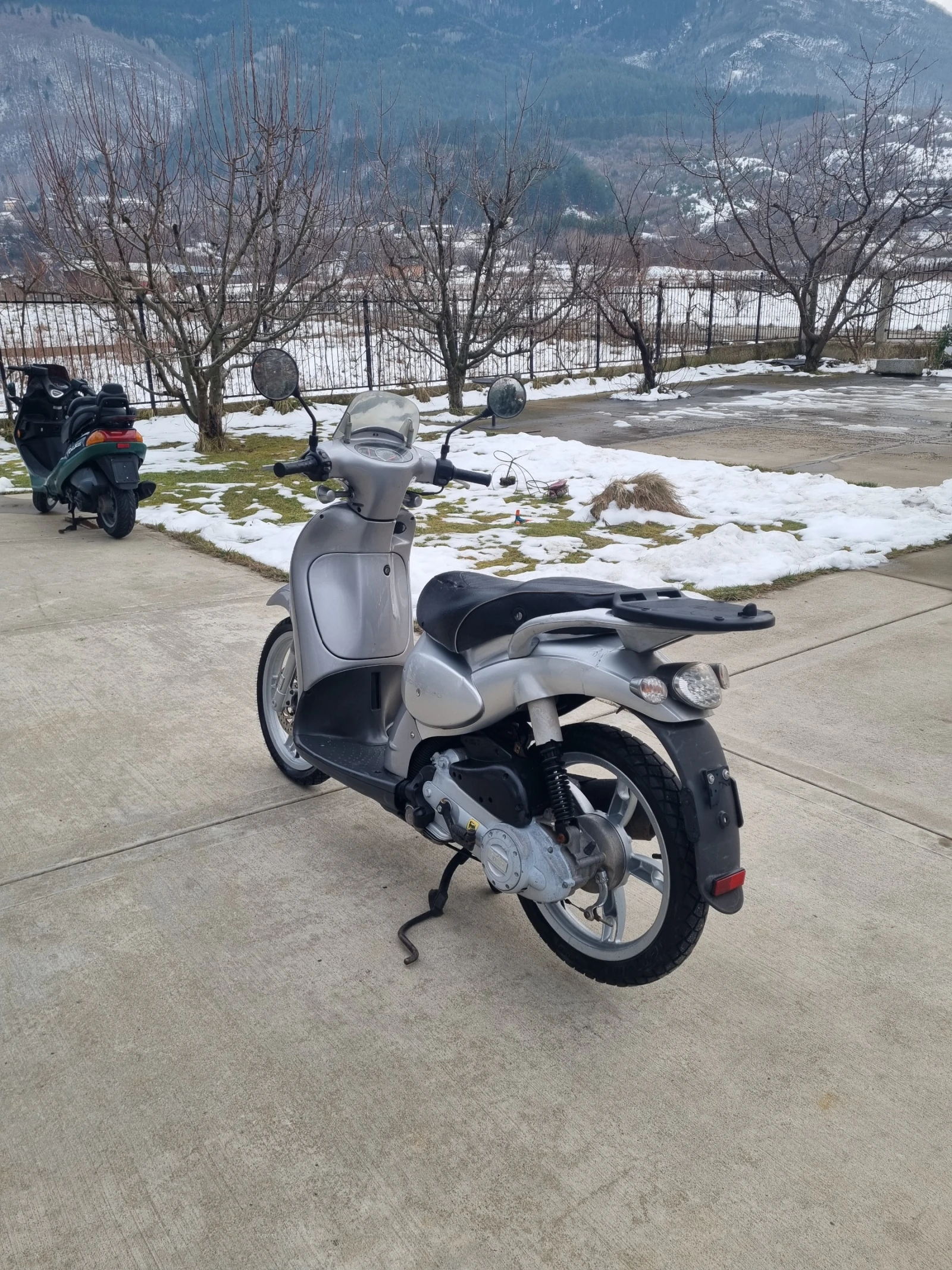 Aprilia Scarabeo 50 4t  - изображение 6