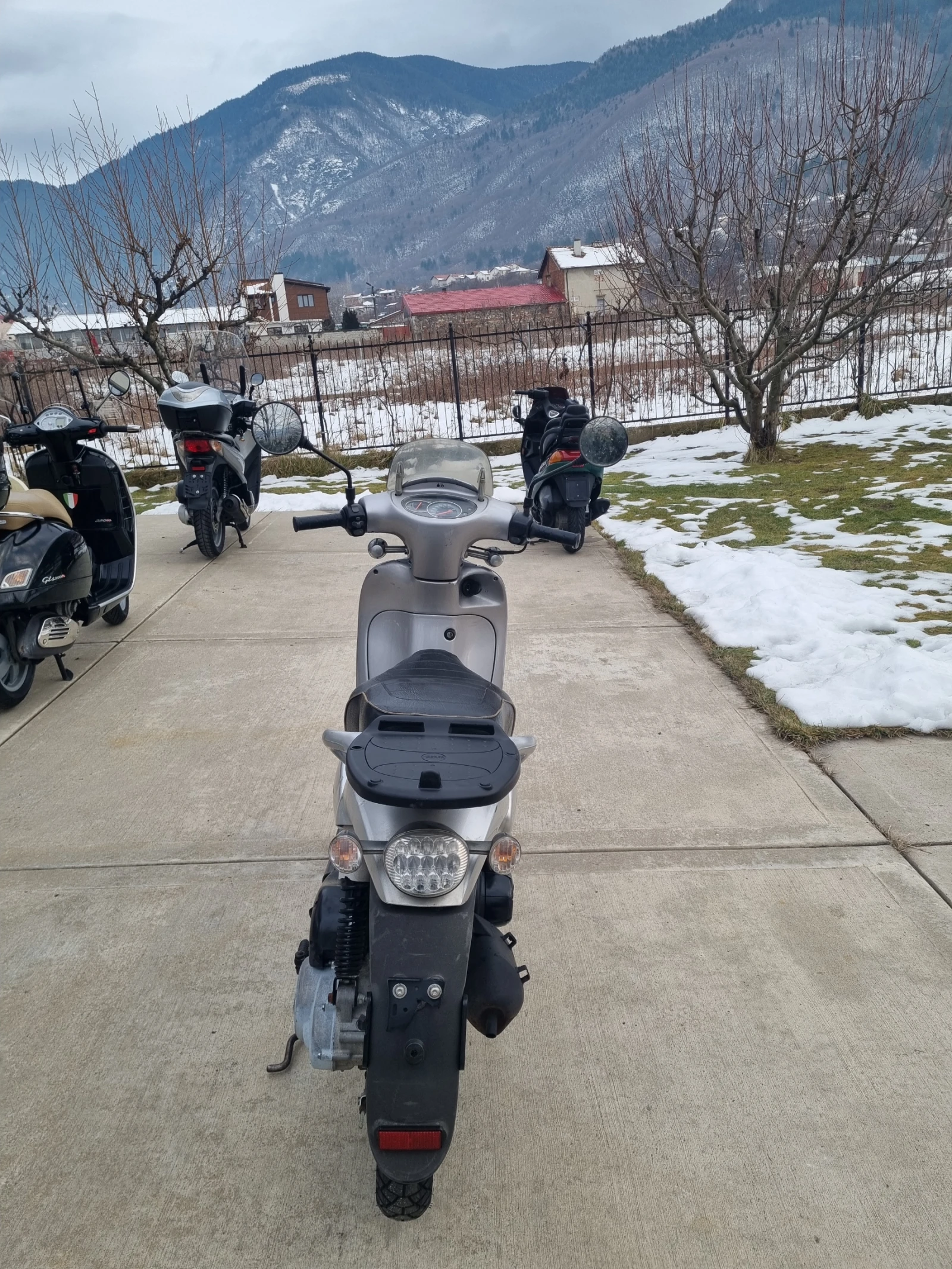 Aprilia Scarabeo 50 4t  - изображение 7