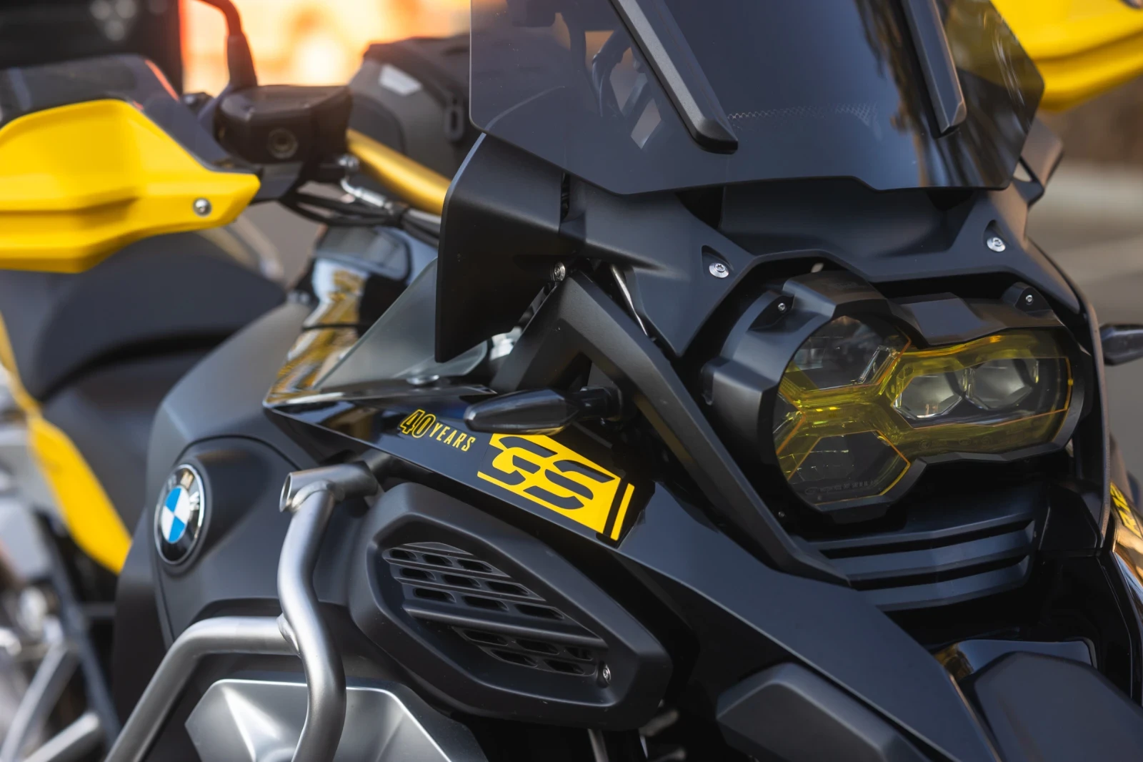 BMW R 1250 GSA 40 Years Anniversary Edition, снимка 13 - Мотоциклети и мототехника - 55684837