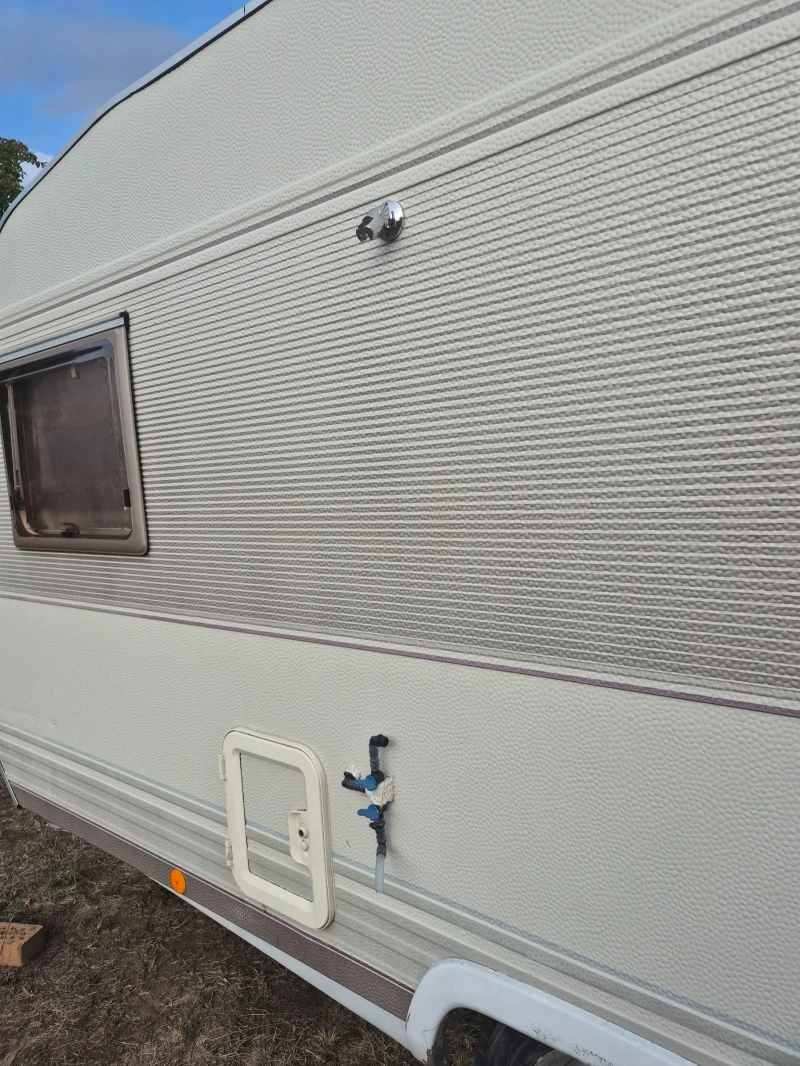 Каравана Dethleffs, снимка 3 - Каравани и кемпери - 53030002