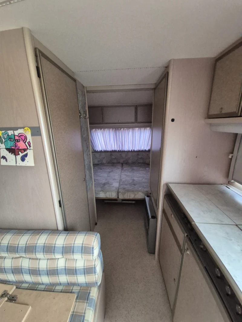 Каравана Dethleffs, снимка 7 - Каравани и кемпери - 53030002