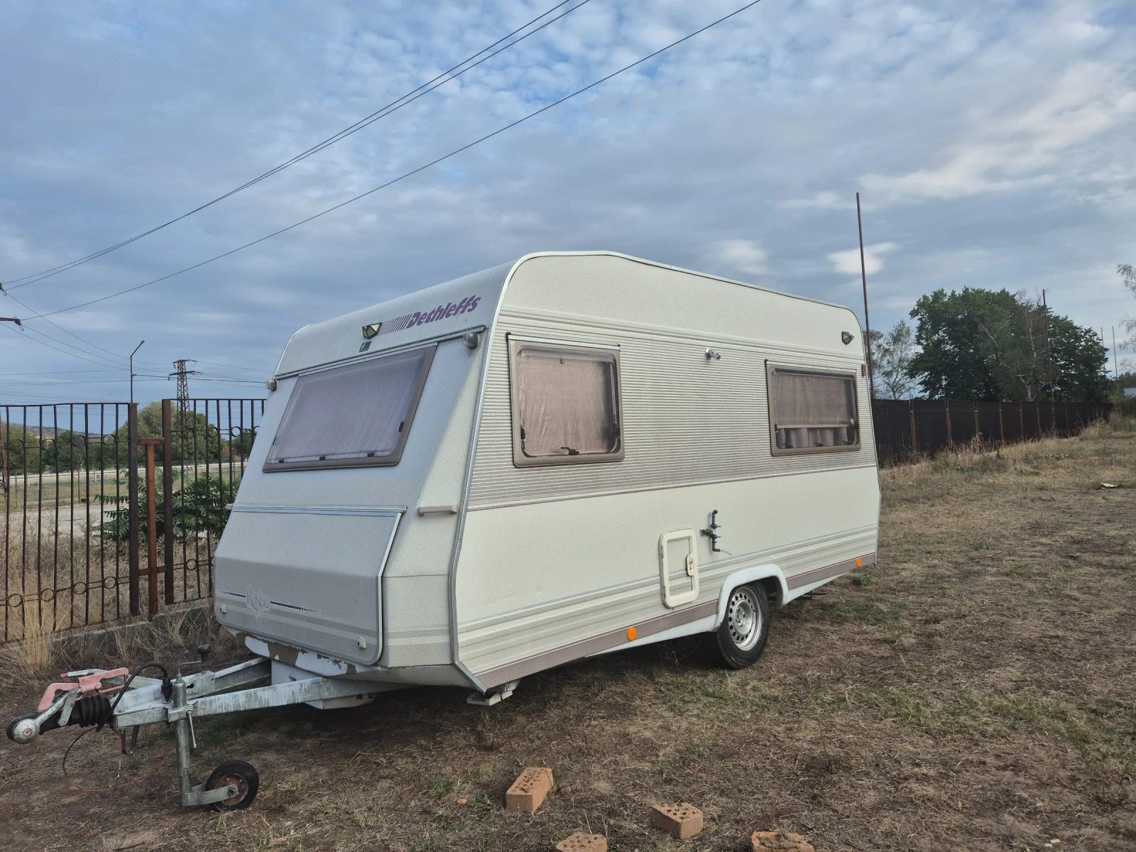 Каравана Dethleffs, снимка 1