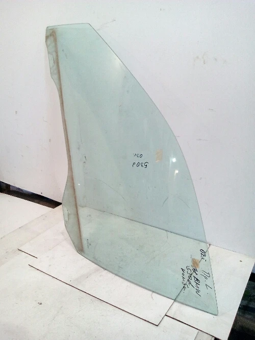 Стъкло предно ляво странично Бмв 530Д