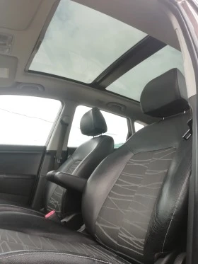 Kia Venga 1.6 16V/Swiss/Premium/6 ск., снимка 10