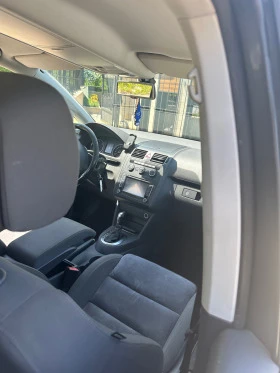 VW Touran 2.0 TDI DSG автоматик, снимка 4