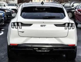 Ford Mustang Mach-E * GT * CARFAX * ЦЕНА ДО БГ - 83000 лв. / 42437.23 € - 33917903 4