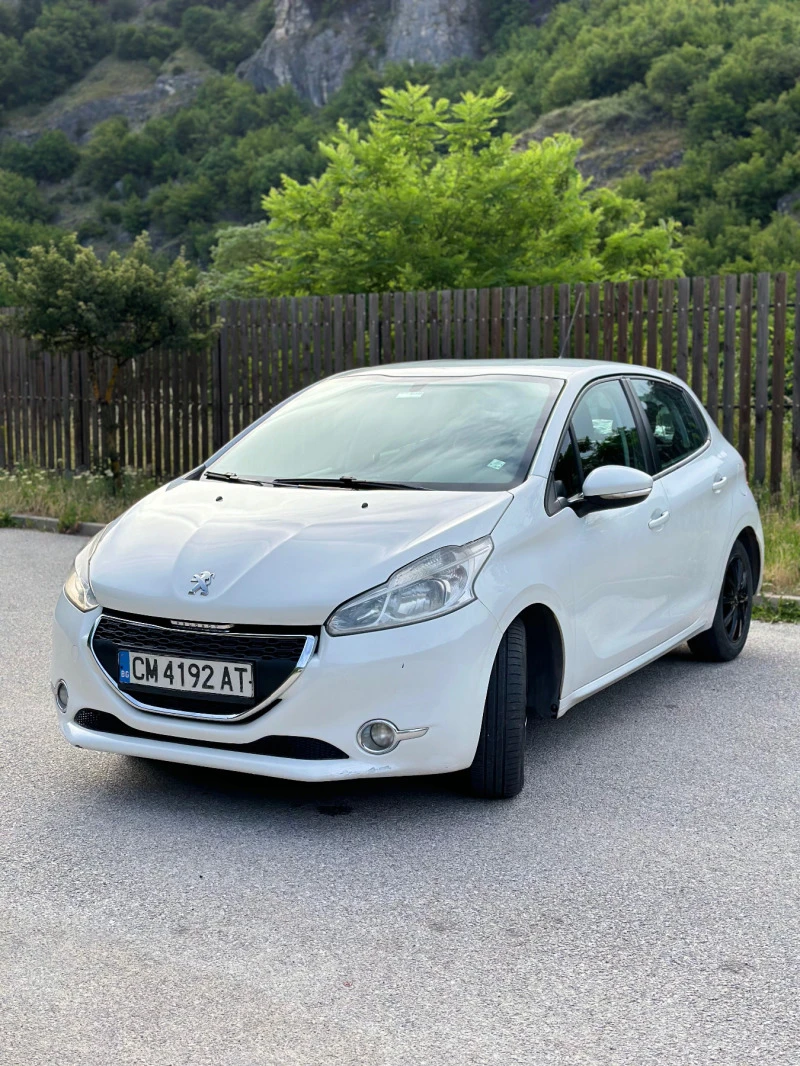 Peugeot 208 1.4 HDI, снимка 3 - Автомобили и джипове - 47615969