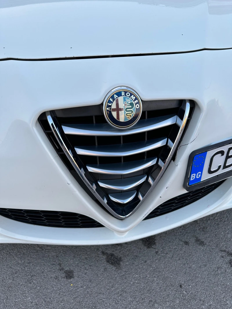 Alfa Romeo Giulietta   Quadrifoglio Verde QV , снимка 13 - Автомобили и джипове - 47763295