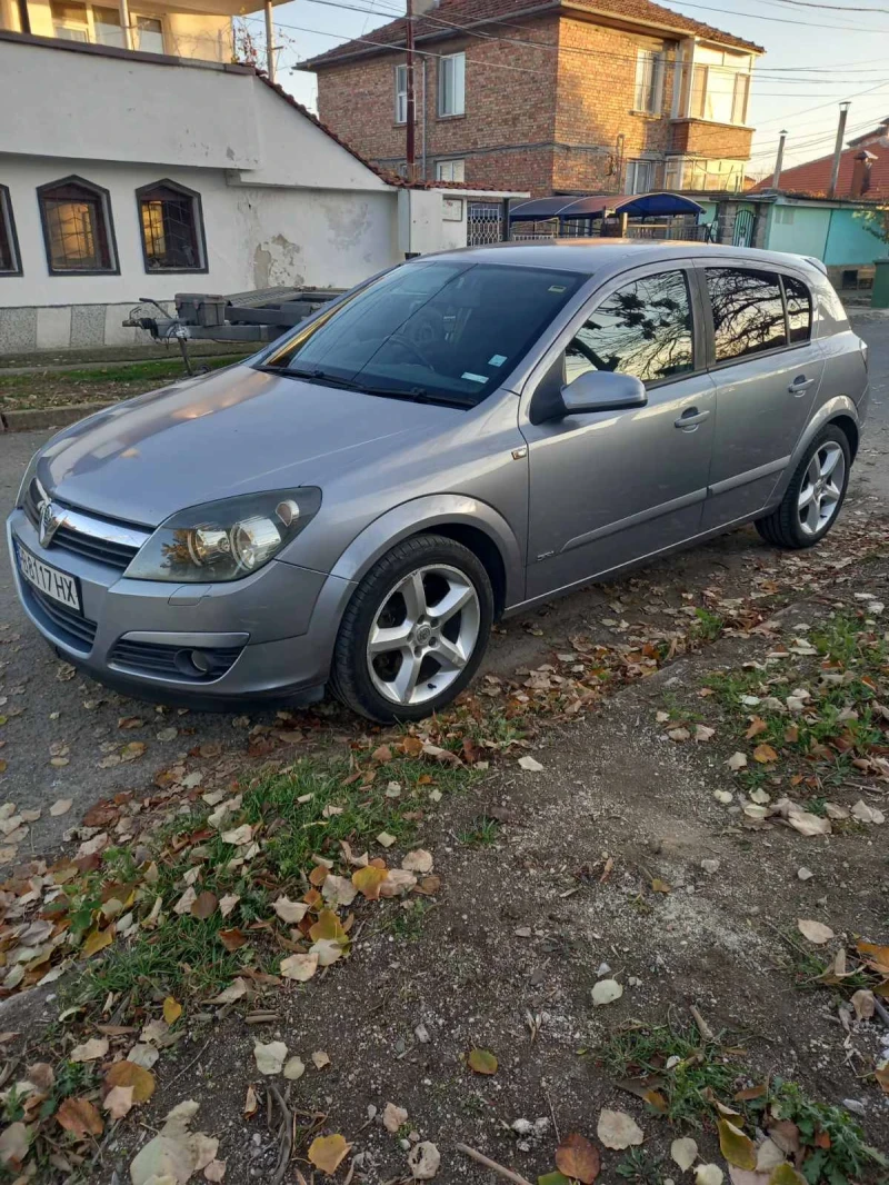 Opel Astra, снимка 1 - Автомобили и джипове - 48348548