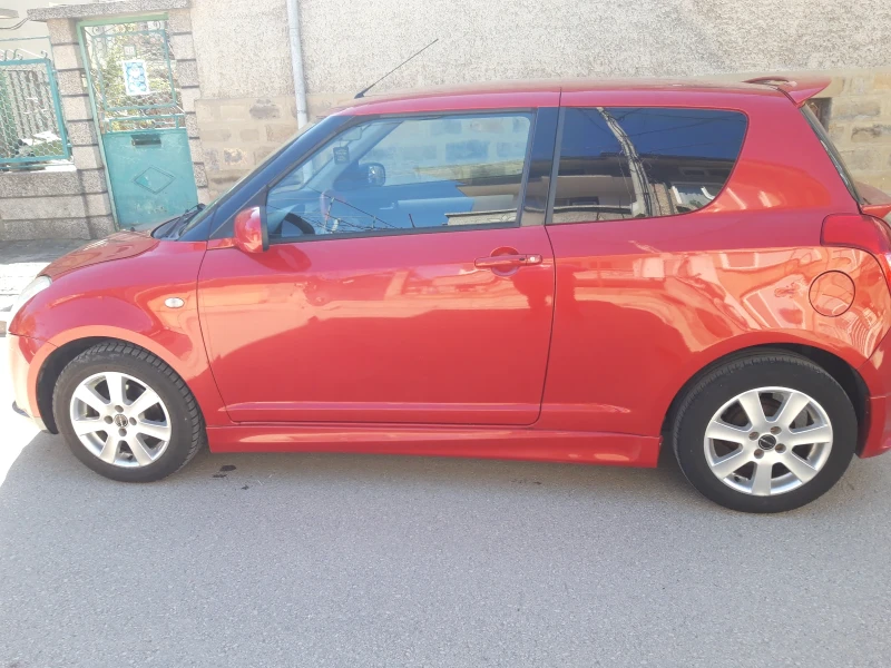 Suzuki Swift, снимка 10 - Автомобили и джипове - 52703366