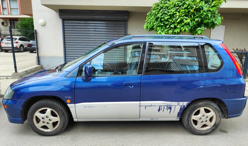 Mitsubishi Space runner, снимка 4 - Автомобили и джипове - 51585555