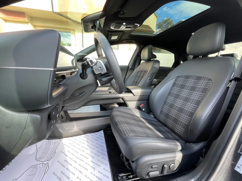 Hyundai Ioniq 6 FIRST EDITION* ГАРАНЦИЯ* AWD* 325H.P.* 77.4KW, снимка 9 - Автомобили и джипове - 52011723