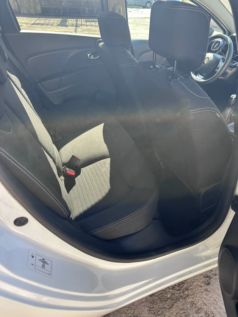 Renault Clio 1.5* DCI* Подгрев* LIMITED* Keyless* Parktronic* , снимка 8 - Автомобили и джипове - 52118204