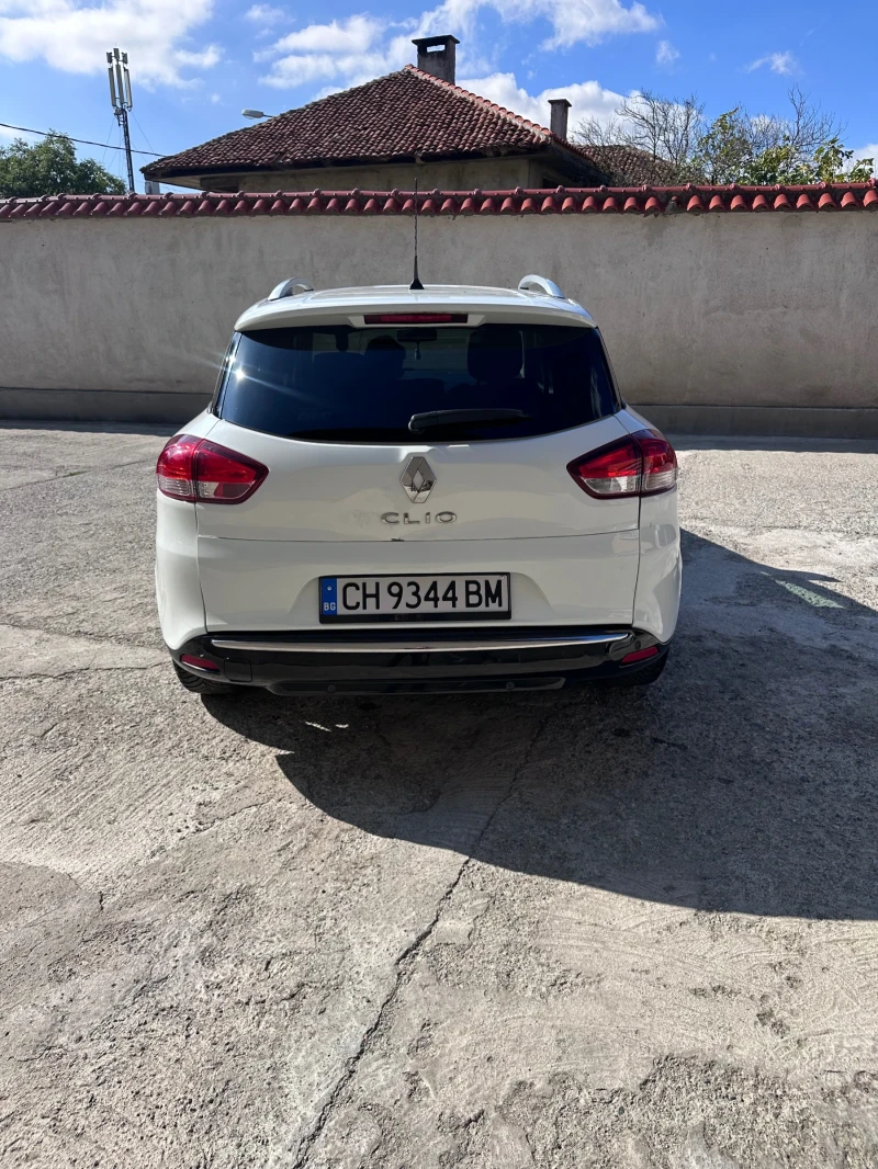 Renault Clio 1.5* DCI* Подгрев* LIMITED* Keyless* Parktronic* , снимка 4 - Автомобили и джипове - 52118204