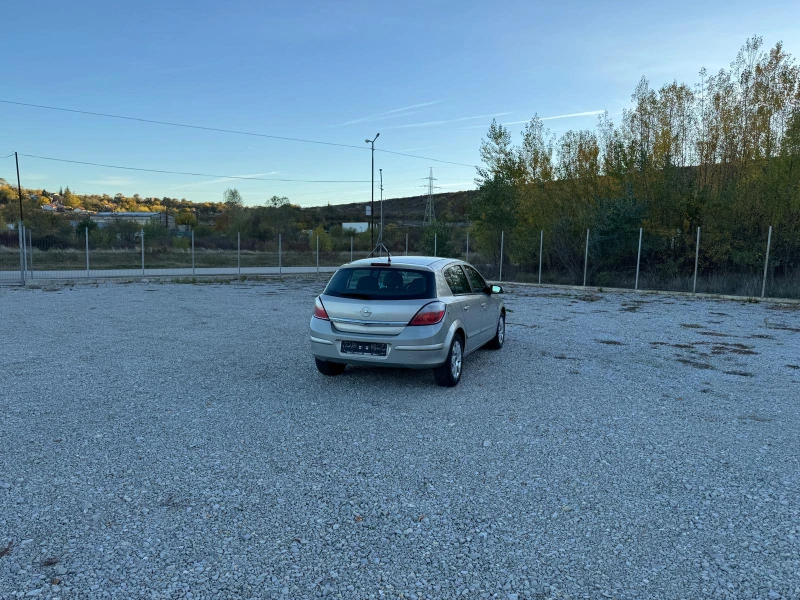 Opel Astra 1.6 i, снимка 3 - Автомобили и джипове - 52579029