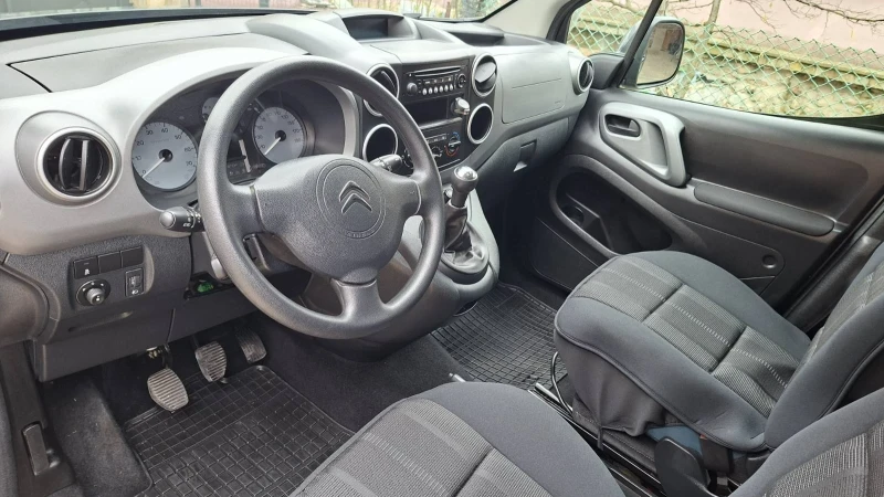Citroen Berlingo 1.6 HDI , снимка 10 - Автомобили и джипове - 53357998